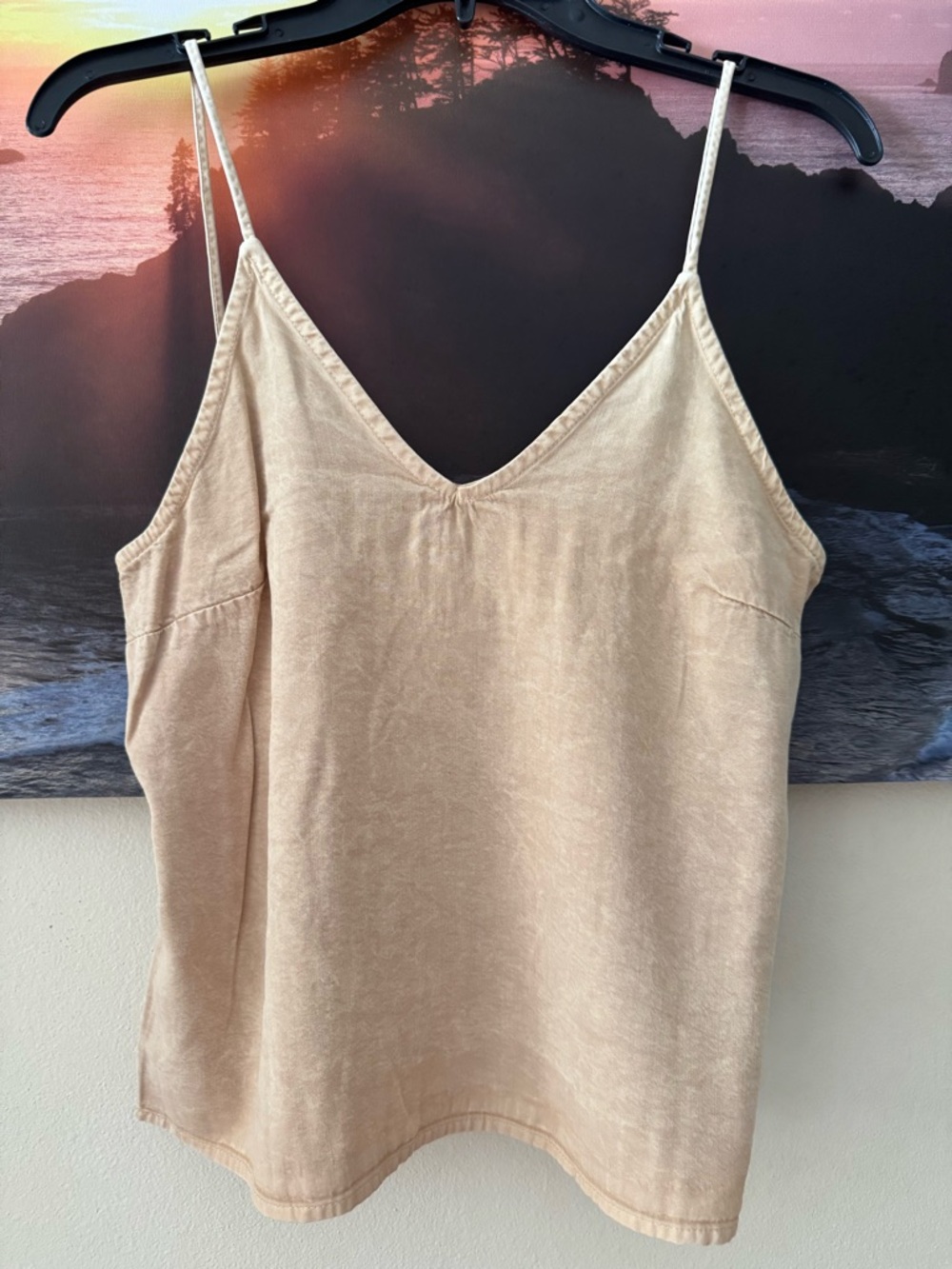 Project Social T/ Lillies Tank/Beige V-Neck Spaghetti Strap CamiTop/XS/ NWT